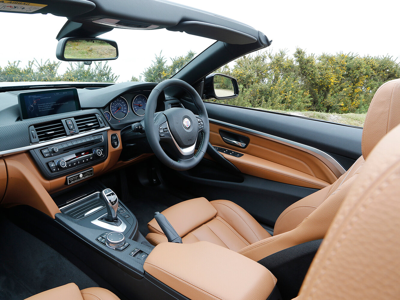 Alpina D4, F32/F33, 2014–2017, Кабриолет: Передняя часть салона