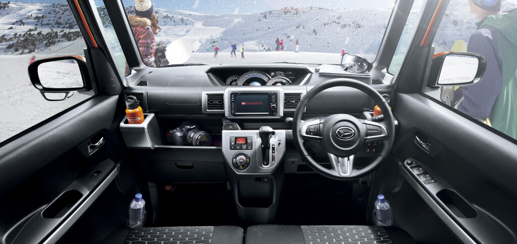 Daihatsu Wake, I, 2014–2022, Микровэн: Front cabin