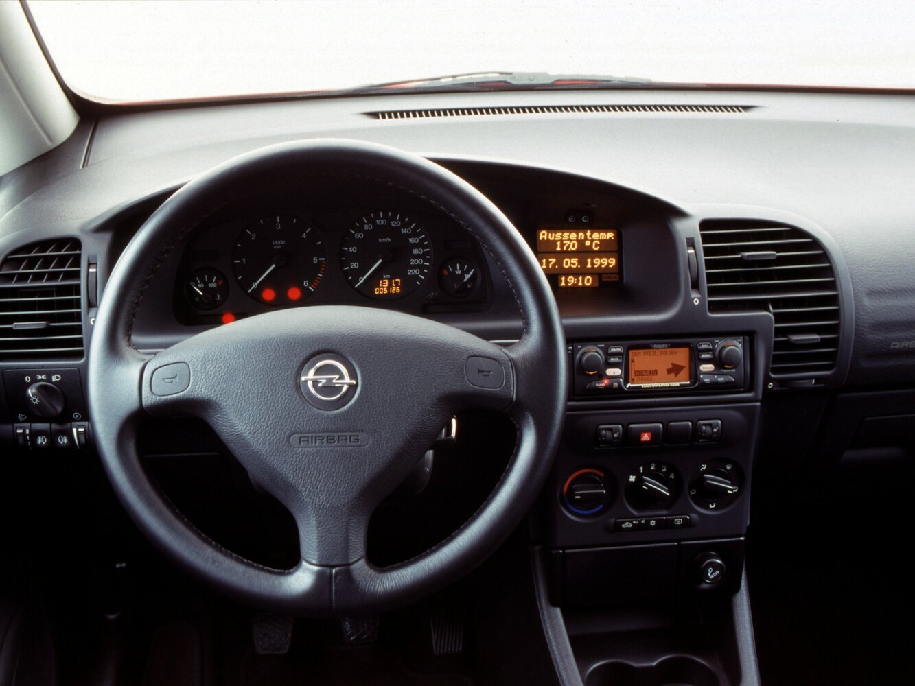 Opel Zafira, A, 1999–2003, Компактвэн: Передняя панель