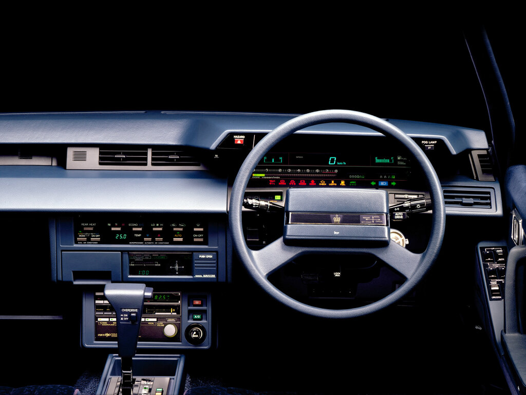 Toyota Crown, 7 поколение, S120, Седан, Япония, 08.1983 - 08.1985: фото поколения 6