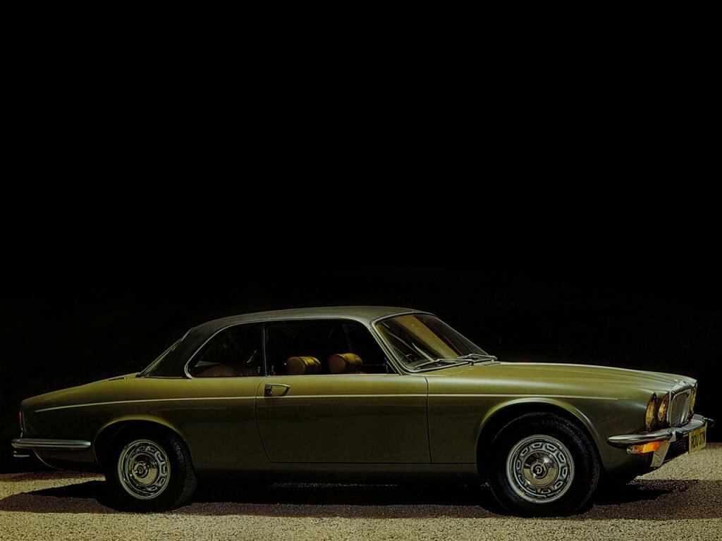 Daimler Sovereign (XJ6), , 1969–1993, Седан: Вид сбоку