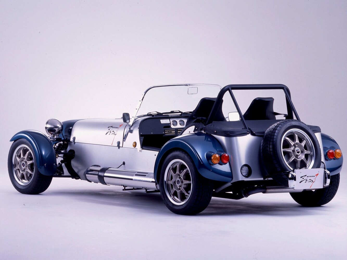 Mitsuoka Zero 1, , 1996–2000, Родстер: Rear three-quarter view