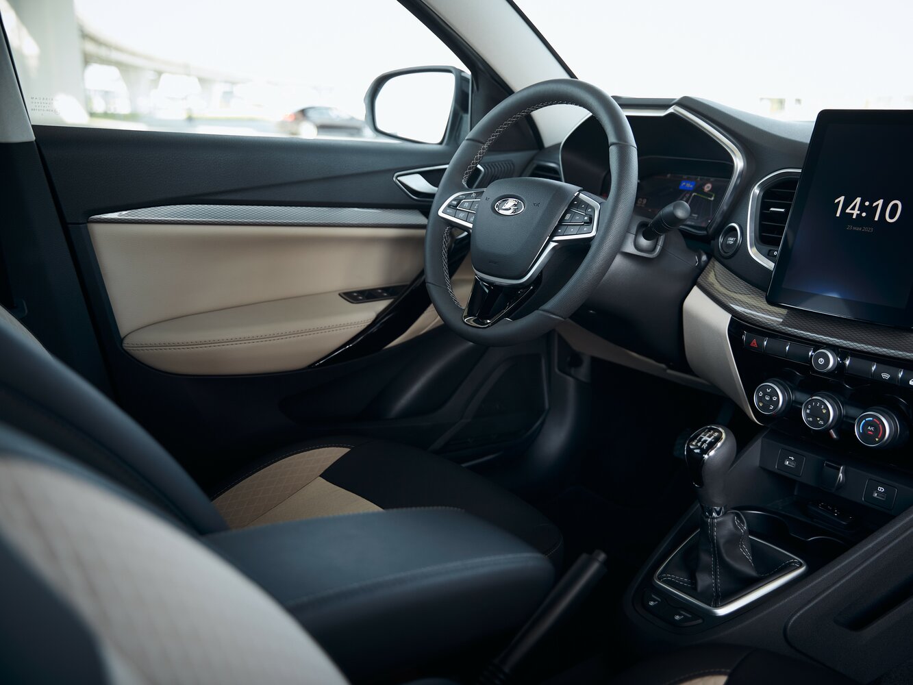 Lada (ВАЗ) Vesta, I Рестайлинг (NG), 2022–2026, Седан: Передняя часть салона