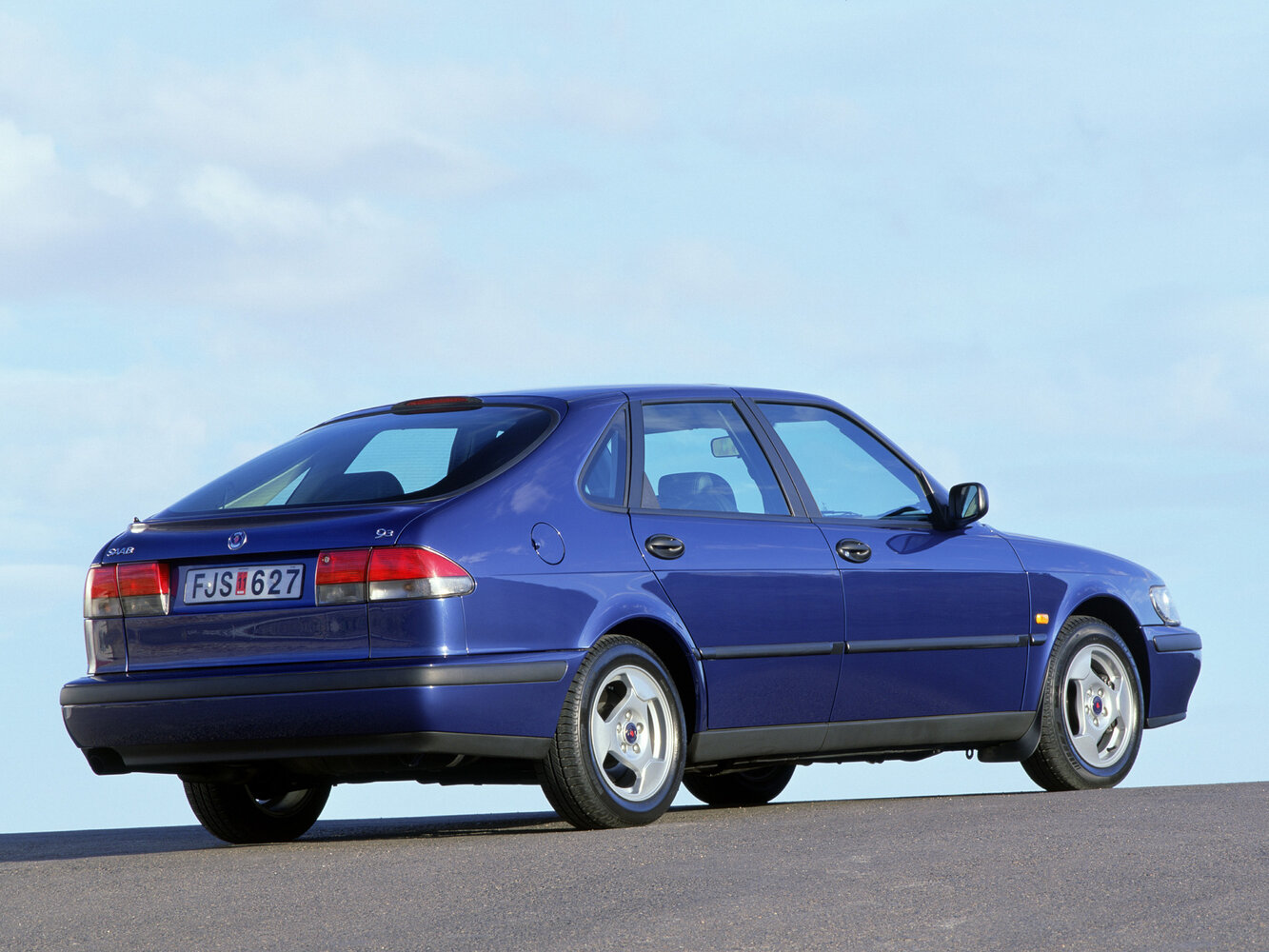 Saab 9-3, I, 1998–2003, Хэтчбек 5 дв.: Вид сзади в три четверти