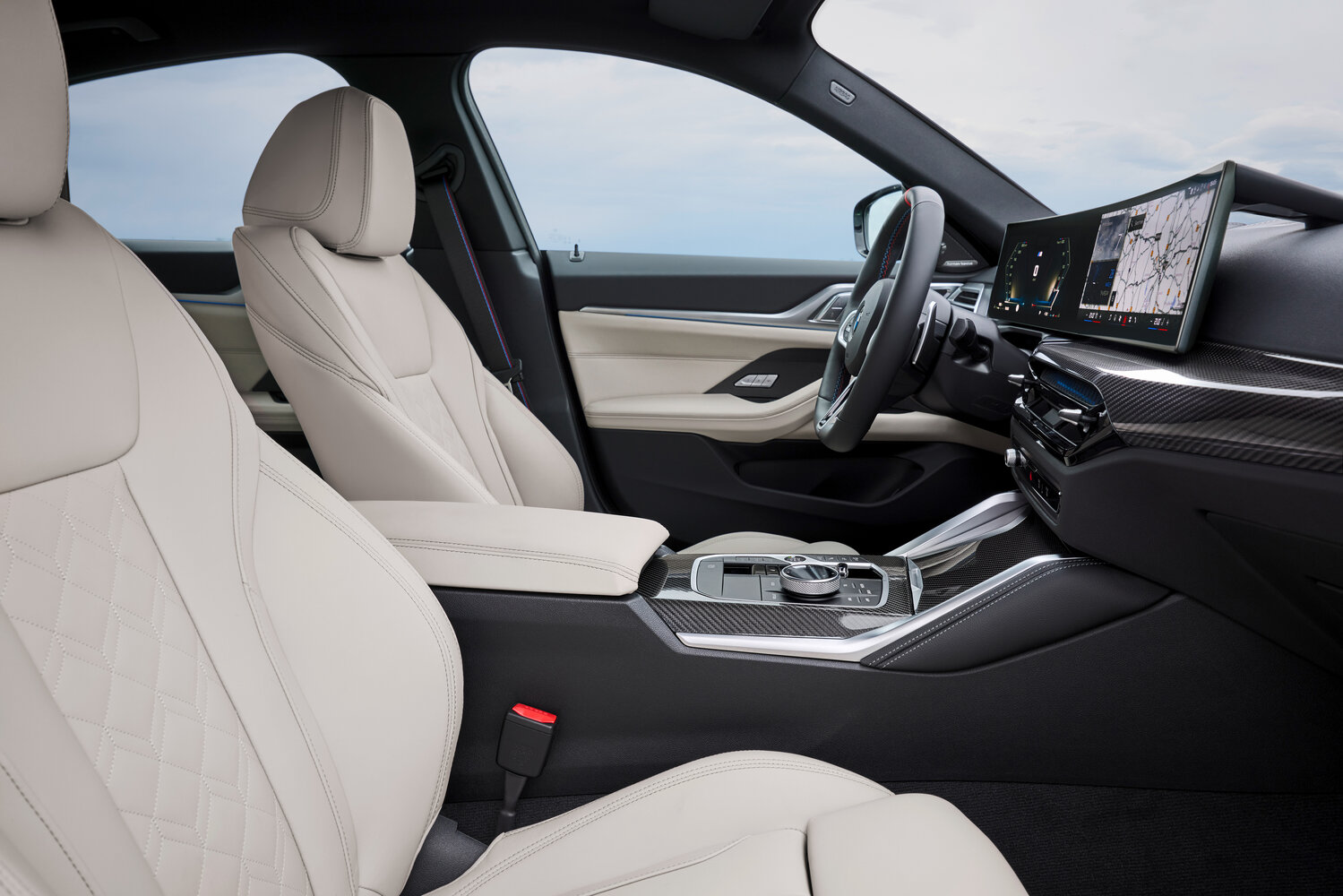 BMW 4 серии, G22, G23, G26 Рестайлинг, 2024–2026, Лифтбек Gran Coupe: Передняя часть салона