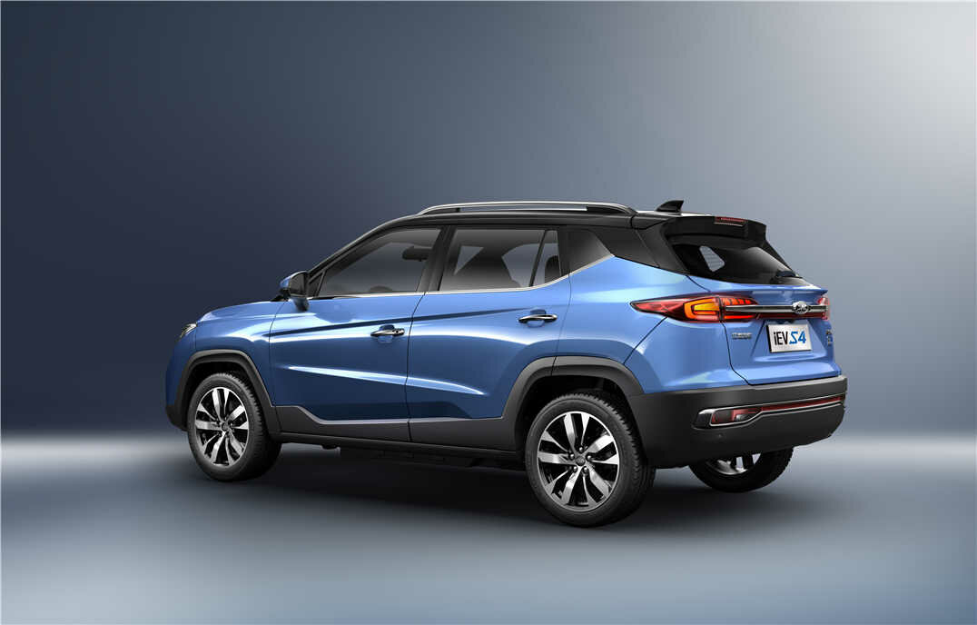 JAC iEVS4, , 2019–2022, Внедорожник 5 дв.: Вид сзади в три четверти