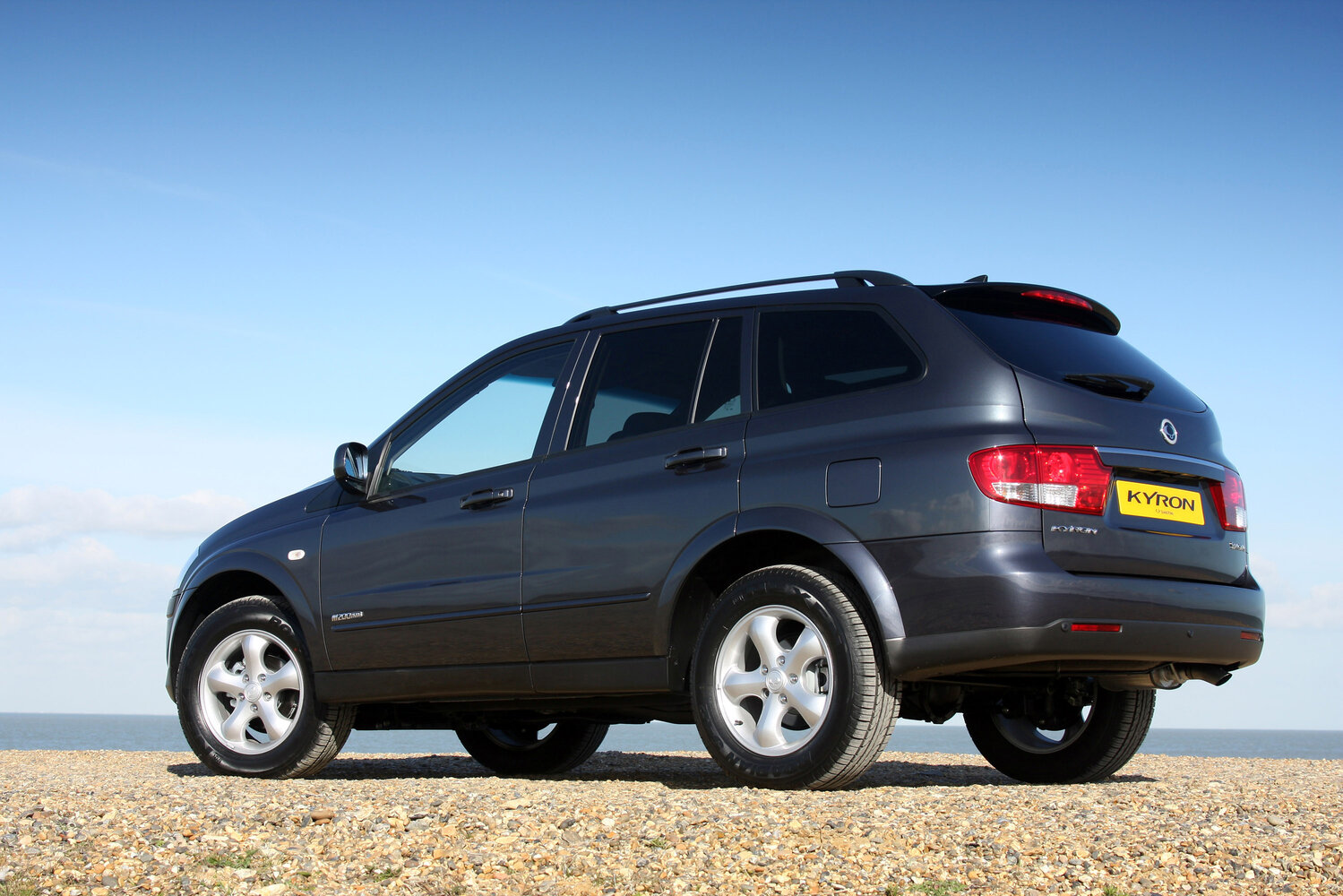 SsangYong Kyron, I Рестайлинг, 2007–2015, Внедорожник 5 дв.: Вид сзади в три четверти