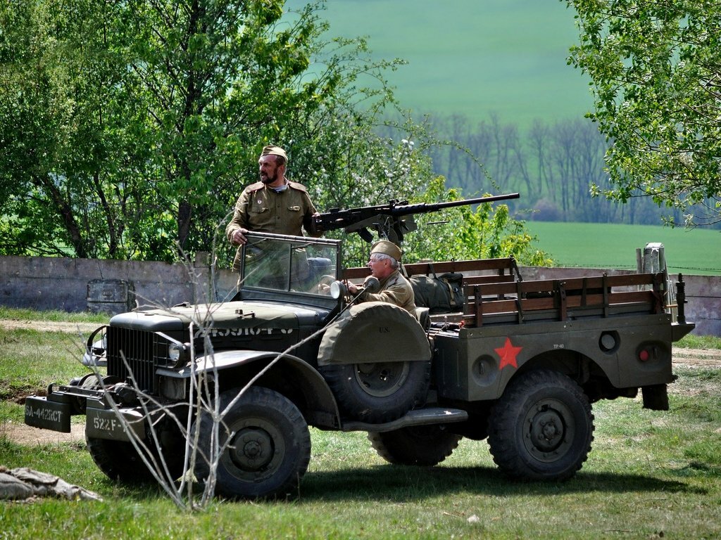 Dodge WC series, T214, 1942–1945, Внедорожник открытый WC-52: Вид сбоку