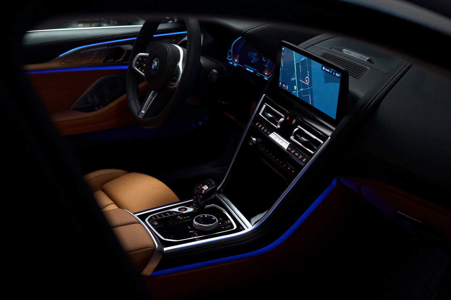 BMW 8 серии, II (G14/G15/G16) Рестайлинг, 2022–2026, Седан Gran Coupe: Передняя часть салона