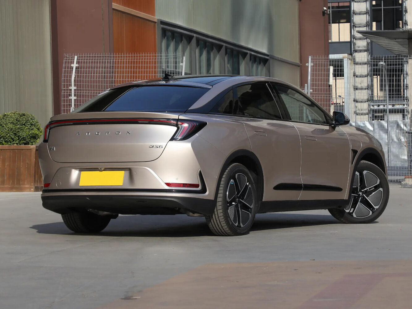 Arcfox Alpha S6, , 2025–2026, Liftback: Rear three-quarter view