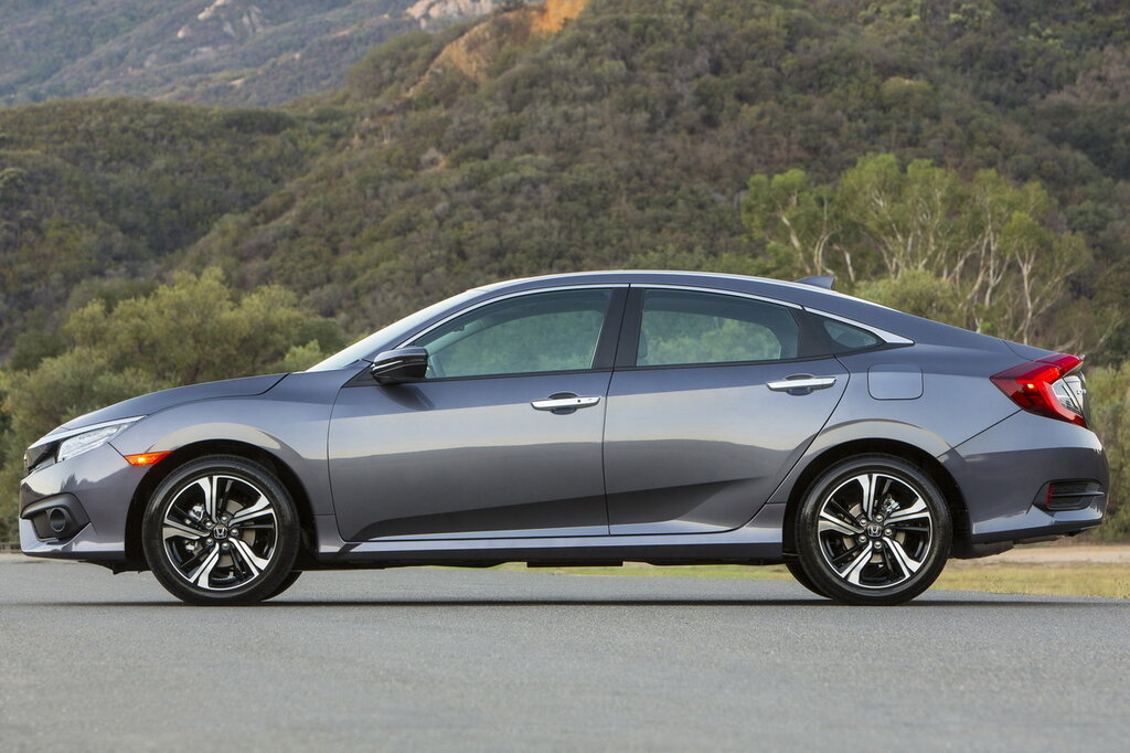 Honda Civic, 10 поколение, FC, Седан, США, 09.2015 - 07.2019: фото поколения 11
