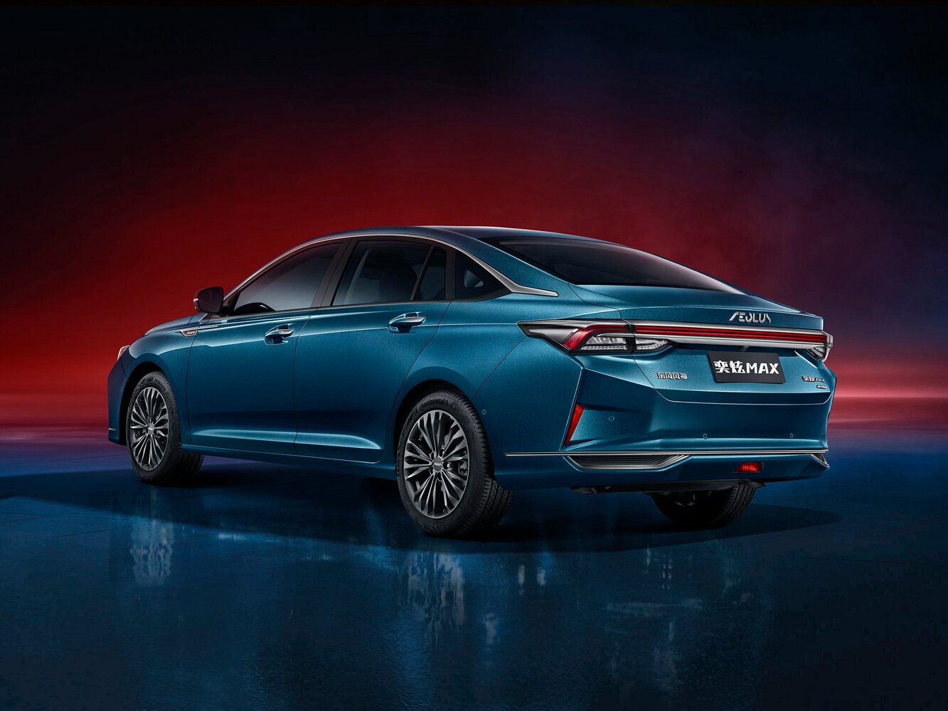 Dongfeng Aeolus Yixuan Max, , 2021–2026, Седан: Вид сзади в три четверти
