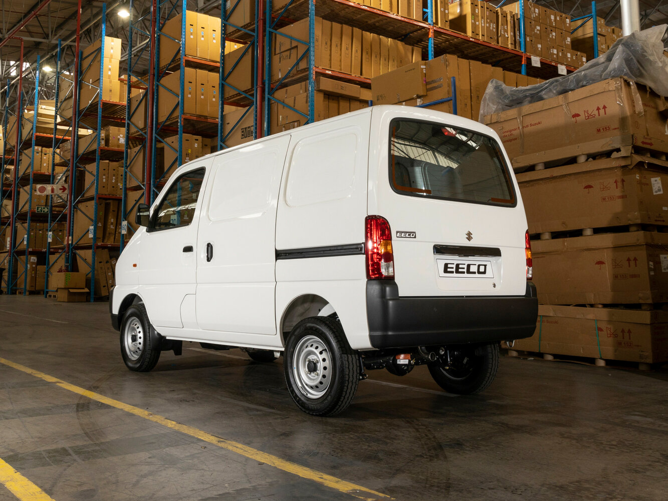 Suzuki Eeco, , 2010–2026, Фургон: Вид сзади в три четверти