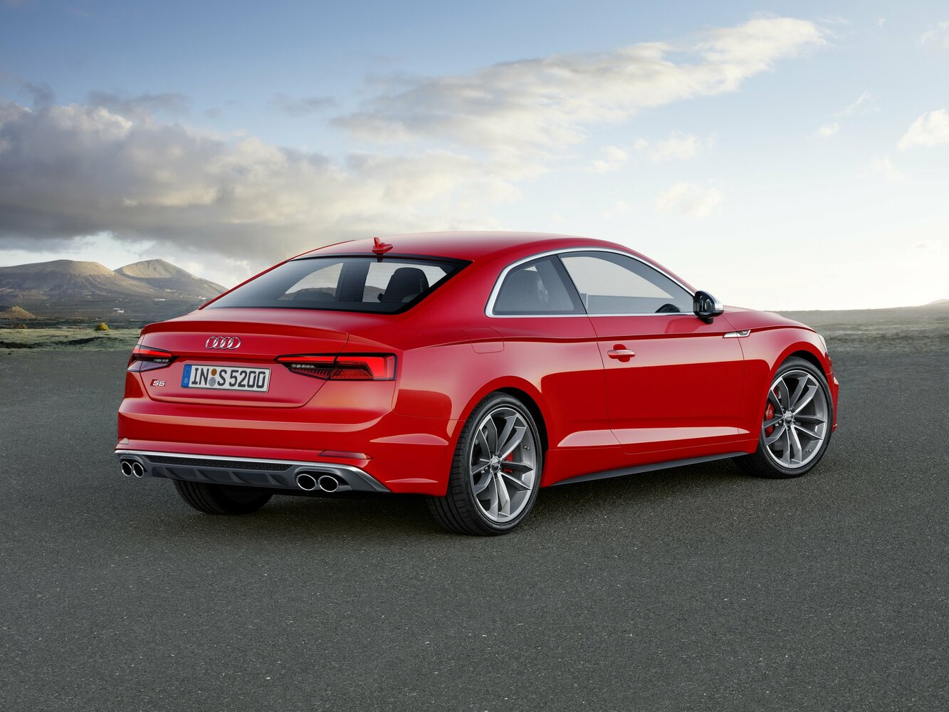 Audi S5, II (F5), 2016–2019, Купе: Вид сзади в три четверти