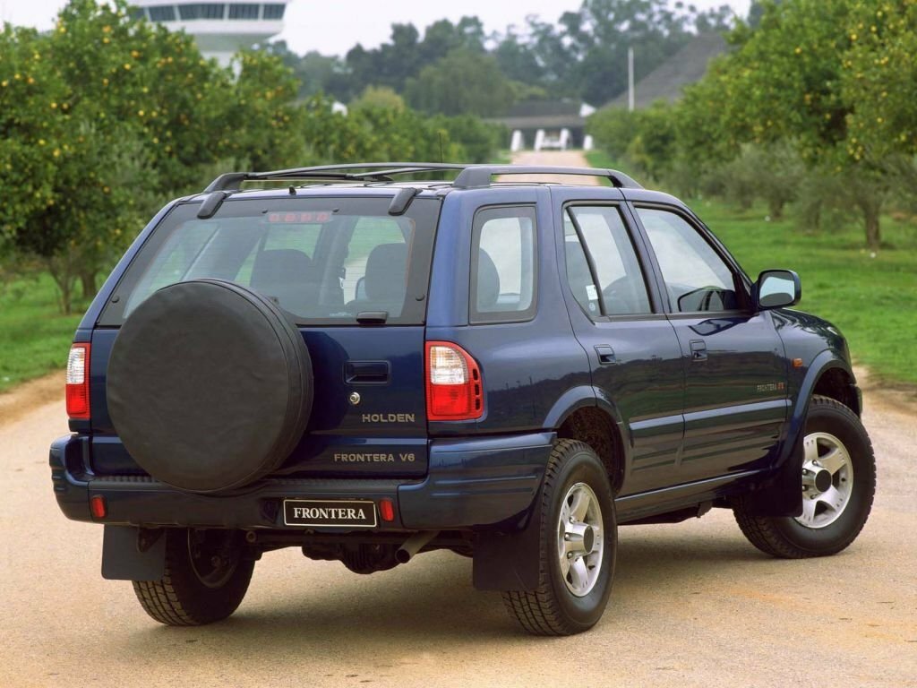 Holden Frontera, , 1998–2003, Внедорожник 5 дв.: Вид сзади в три четверти