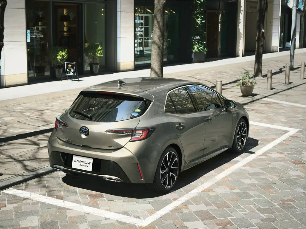 Toyota Corolla, 12 поколение, E210, Хэтчбек 5 дв., Япония, 03.2018 - 09.2022: фото поколения 5