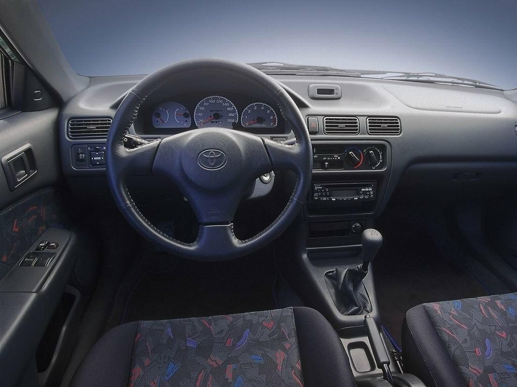 Toyota Paseo, II (L50), 1995–1999, Convertible: Dashboard