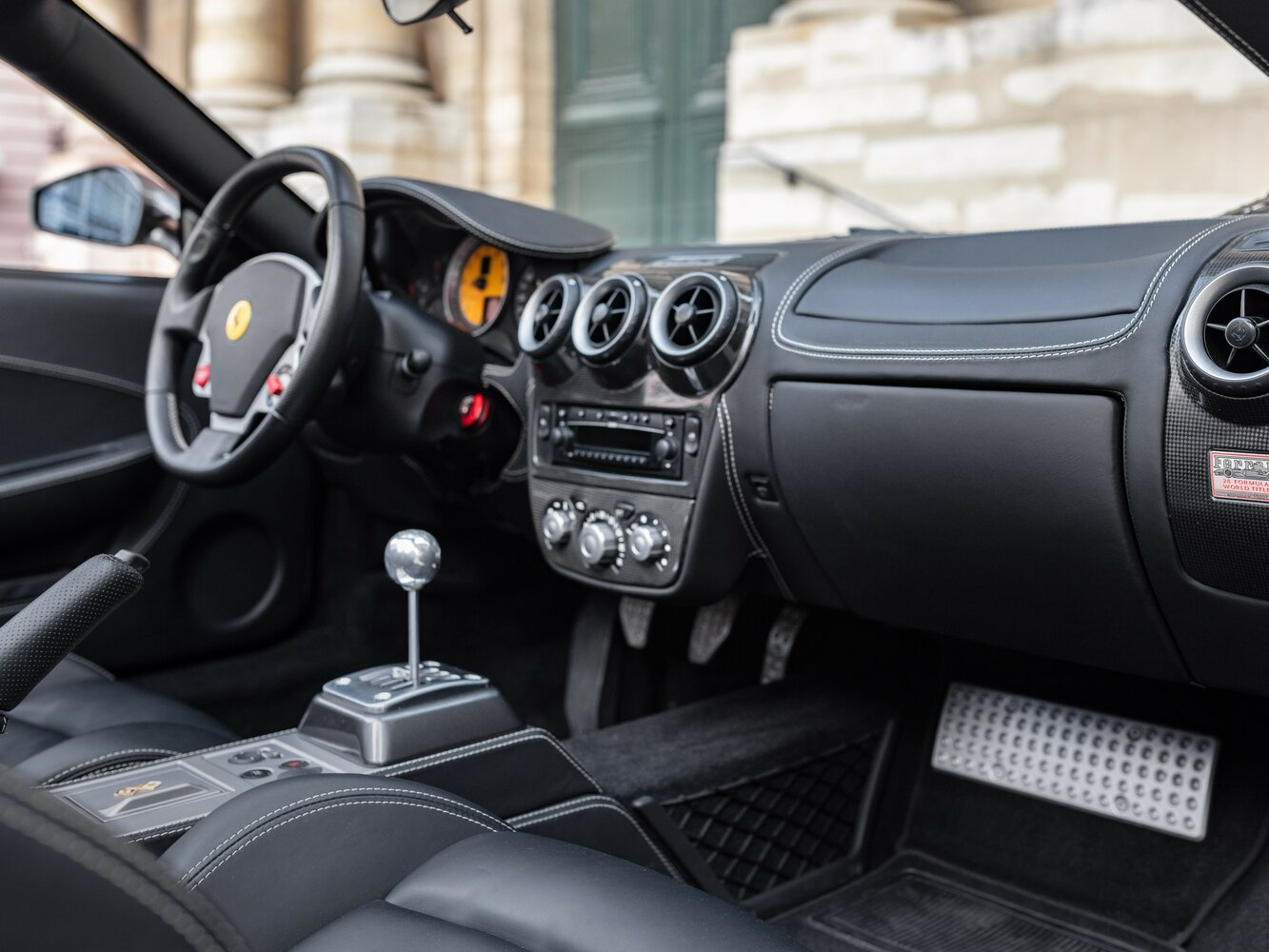 Ferrari F430, , 2004–2009, Кабриолет Spider: Передняя часть салона