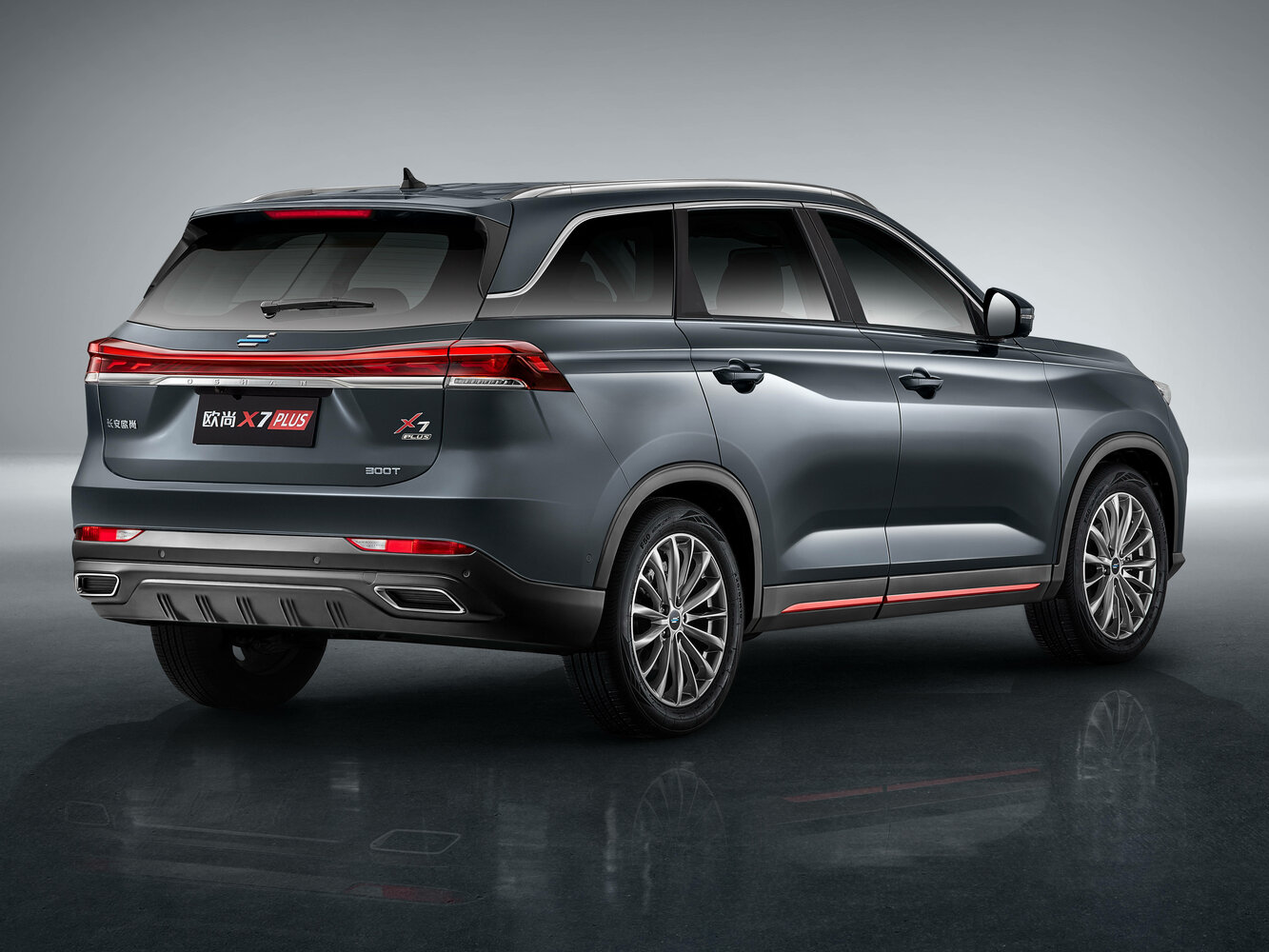 Oshan X7 Plus, , 2021–2024, Внедорожник 5 дв.: Вид сзади в три четверти
