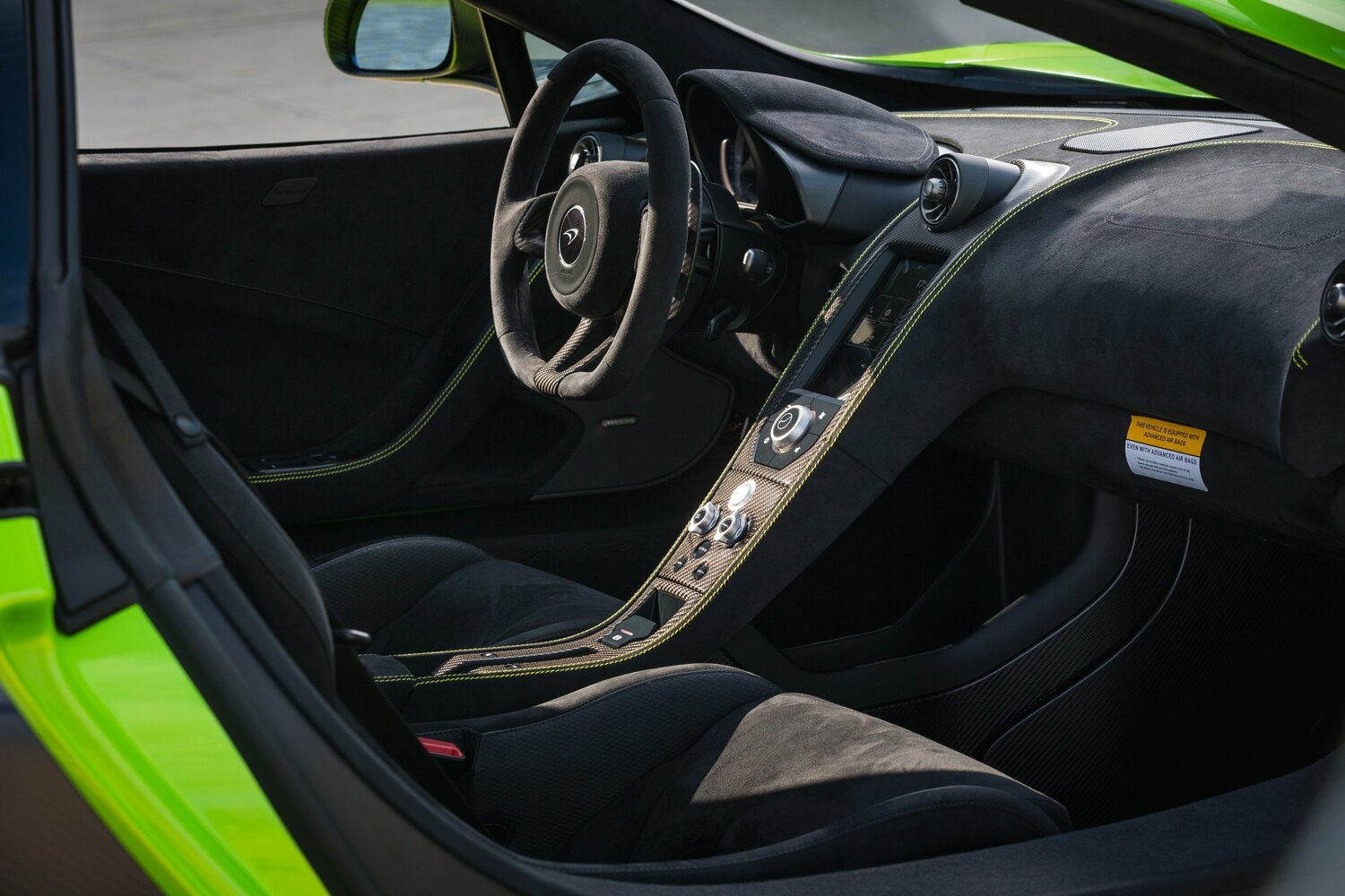 McLaren 675LT, , 2015–2017, Coupe: Front cabin