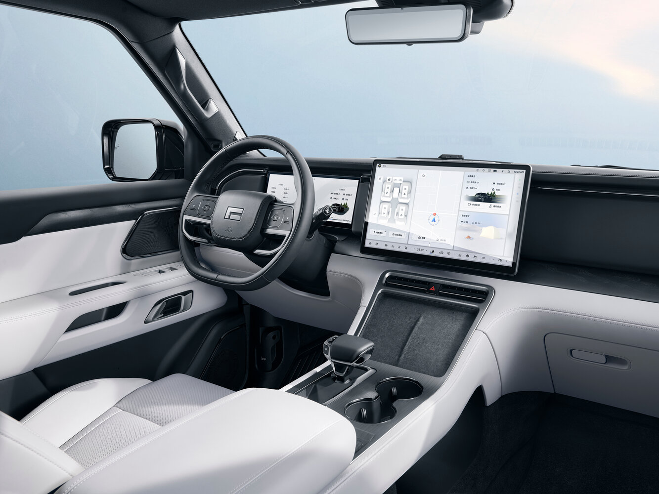 Rox 01, , 2023–2026, SUV 5 door: Front cabin