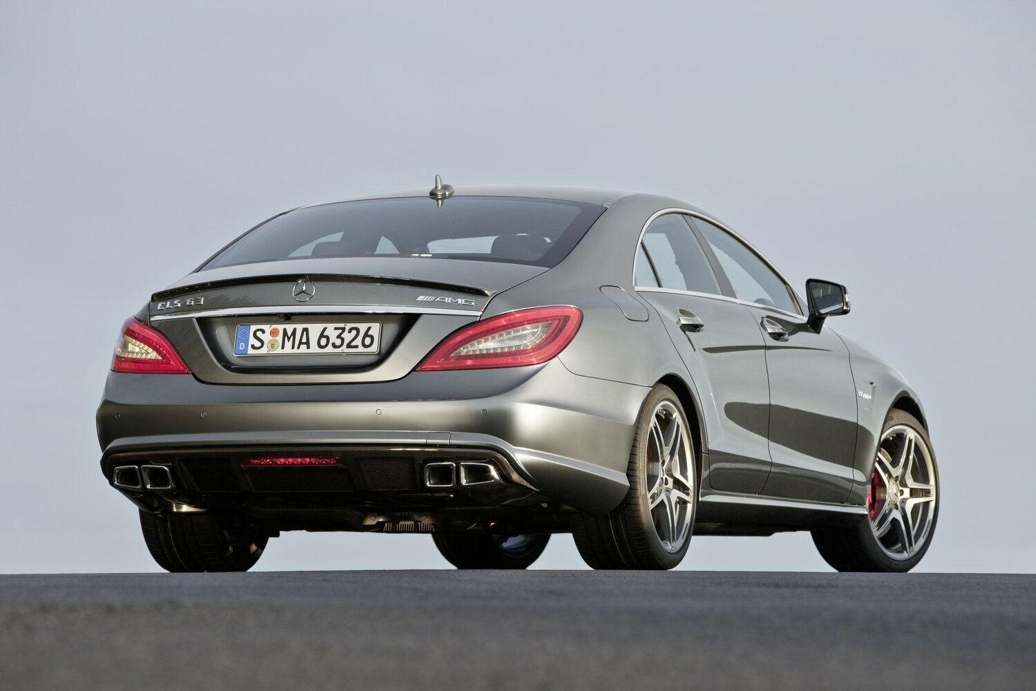 Mercedes-Benz CLS AMG, II (W218), 2011–2014, Седан: Вид сзади в три четверти