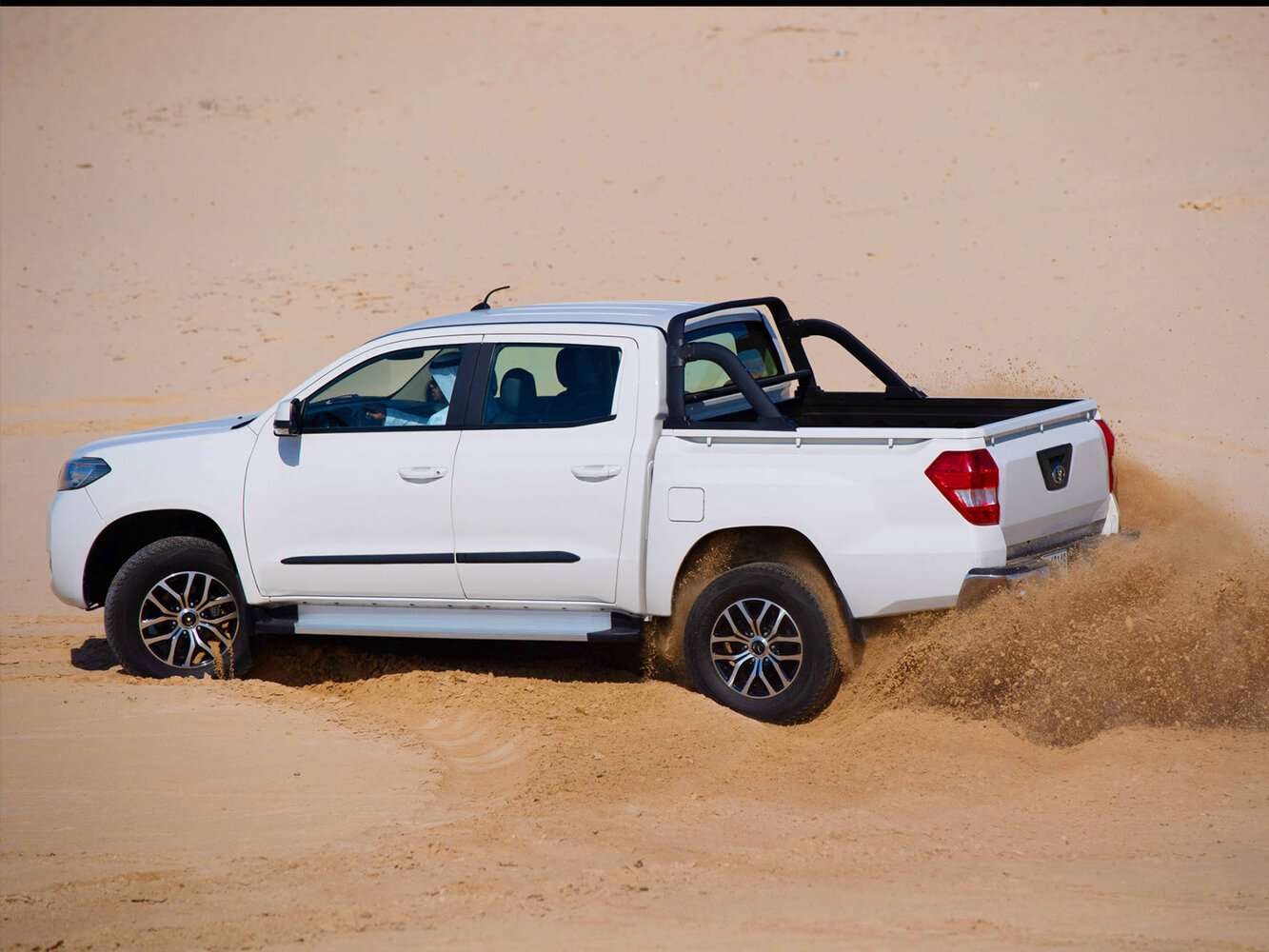 Sandstorm S24, , 2019–2026, Пикап Двойная кабина: Вид сбоку