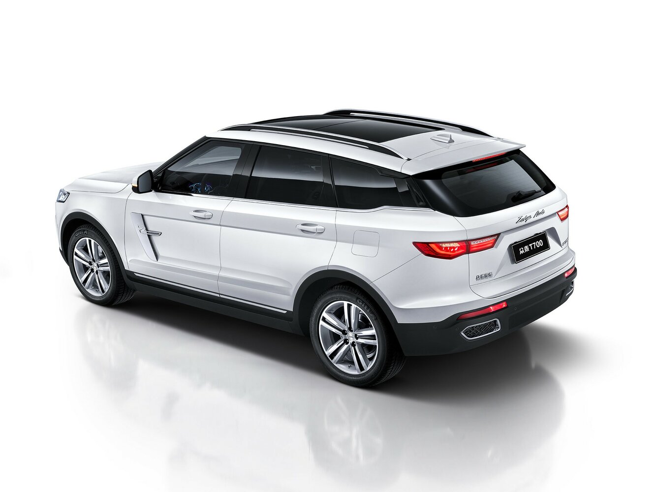 Zotye T700, , 2017–2021, Внедорожник 5 дв.: Вид сзади в три четверти