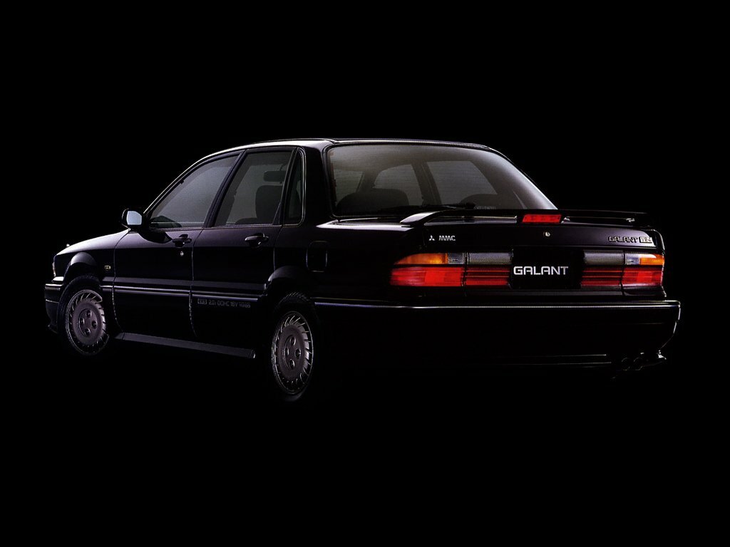 Mitsubishi Galant, VI, 1987–1992, Sedan: Rear three-quarter view