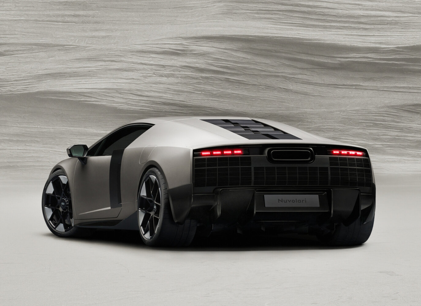 Audi Nuvolari, , 2026–2026, Купе: Вид сзади в три четверти