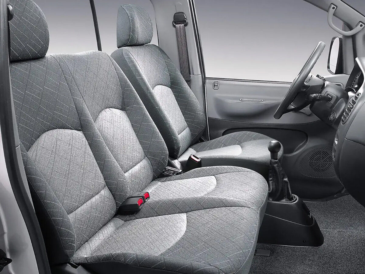 Hyundai Starex, I Рестайлинг 2, 2003–2007, Минивэн: Передняя часть салона