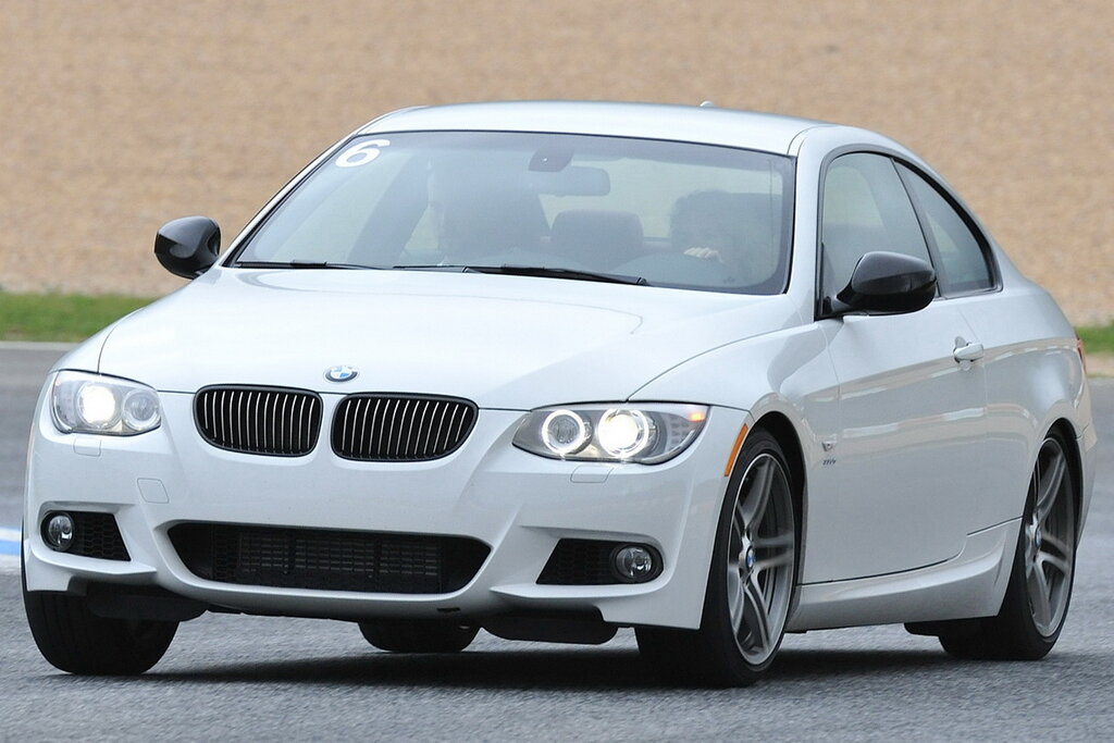 BMW 3-series, 5 поколение, E92, рестайлинг, Купе, США, 03.2010 - 07.2013: фото поколения 5