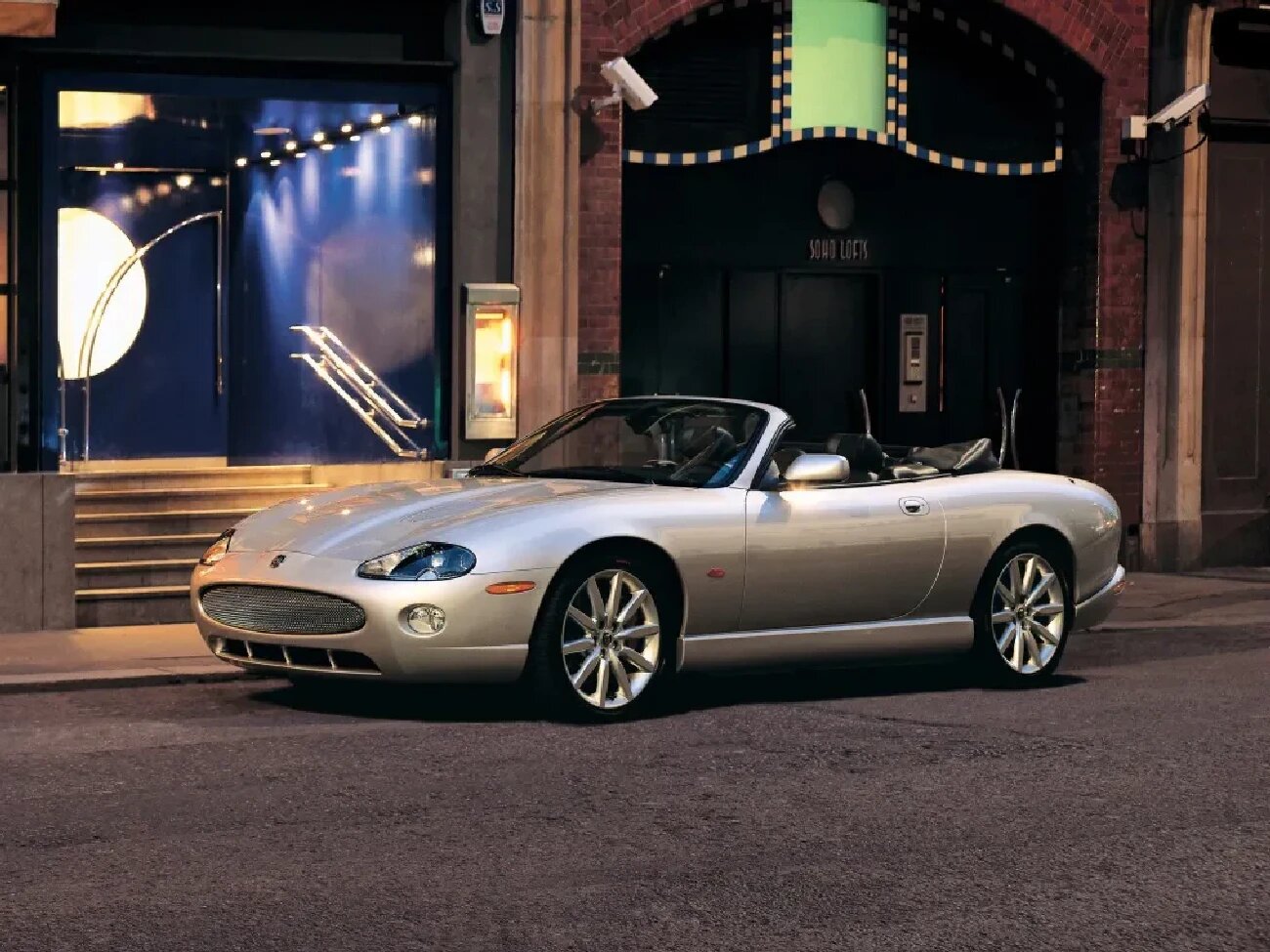 Jaguar XKR, I Рестайлинг, 2004–2006, Кабриолет: Вид сбоку