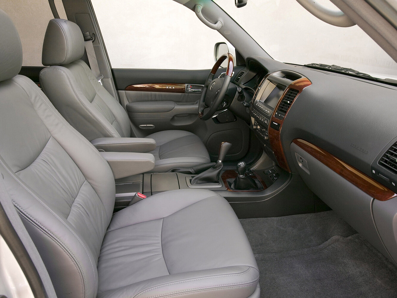 Lexus GX, I, 2002–2009, SUV 5 door: Front cabin