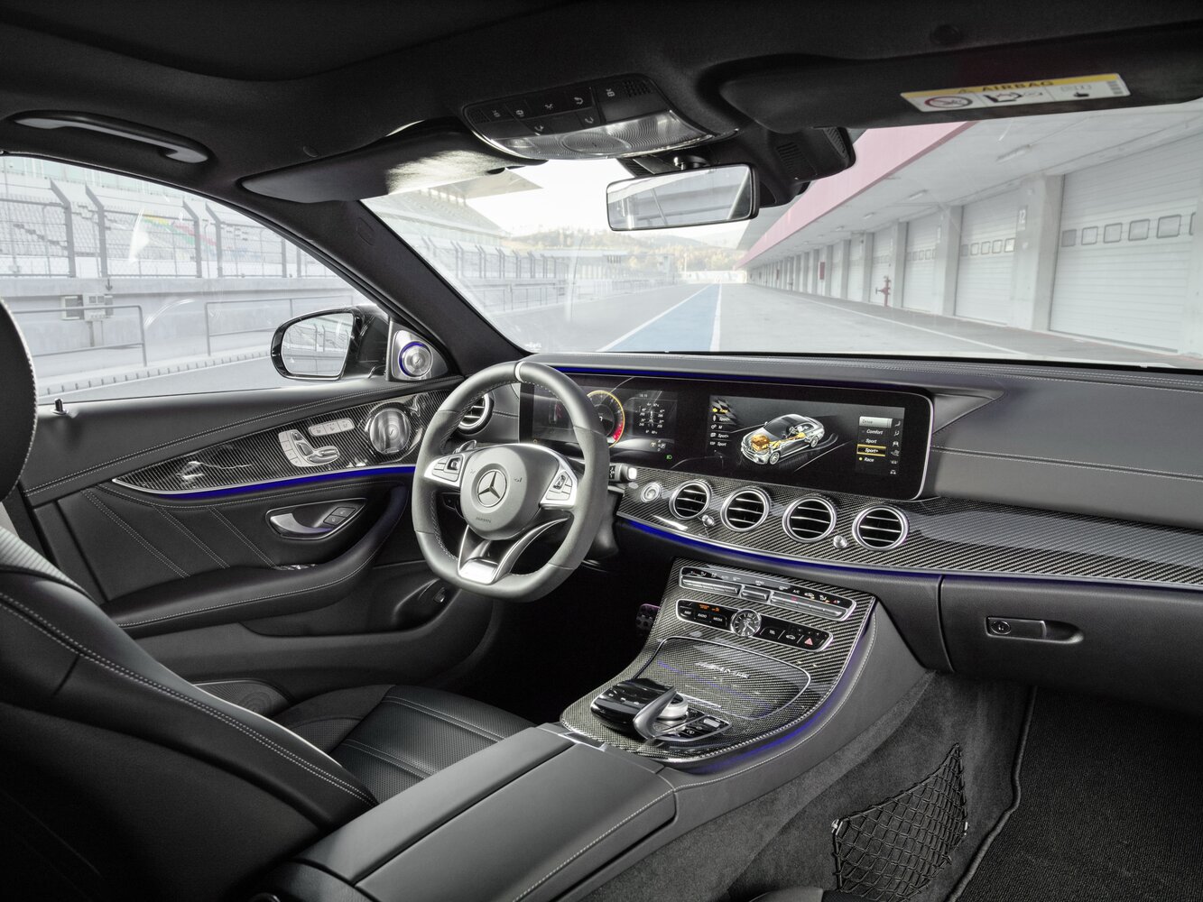 Mercedes-Benz E-Класс AMG, V (W213), 2016–2020, Седан: Передняя часть салона