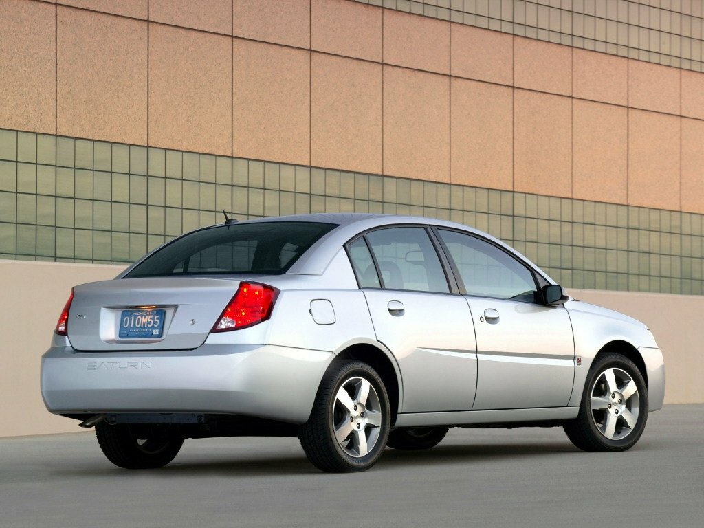 Saturn ION, , 2003–2007, Седан: Вид сзади в три четверти