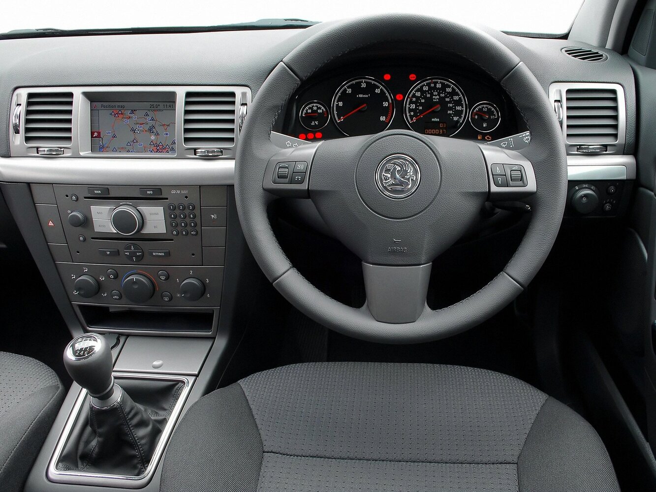 Vauxhall Vectra, C, 2003–2008, Estate 5 door: Dashboard