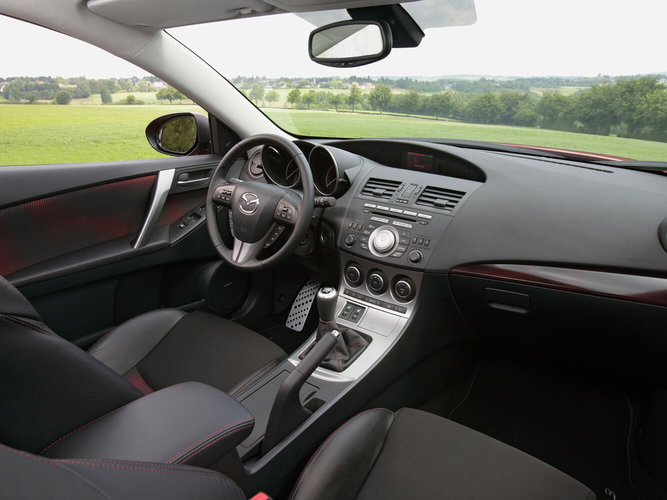 Mazda 3 MPS, II, 2009–2011, Hatchback 5 door: Front cabin