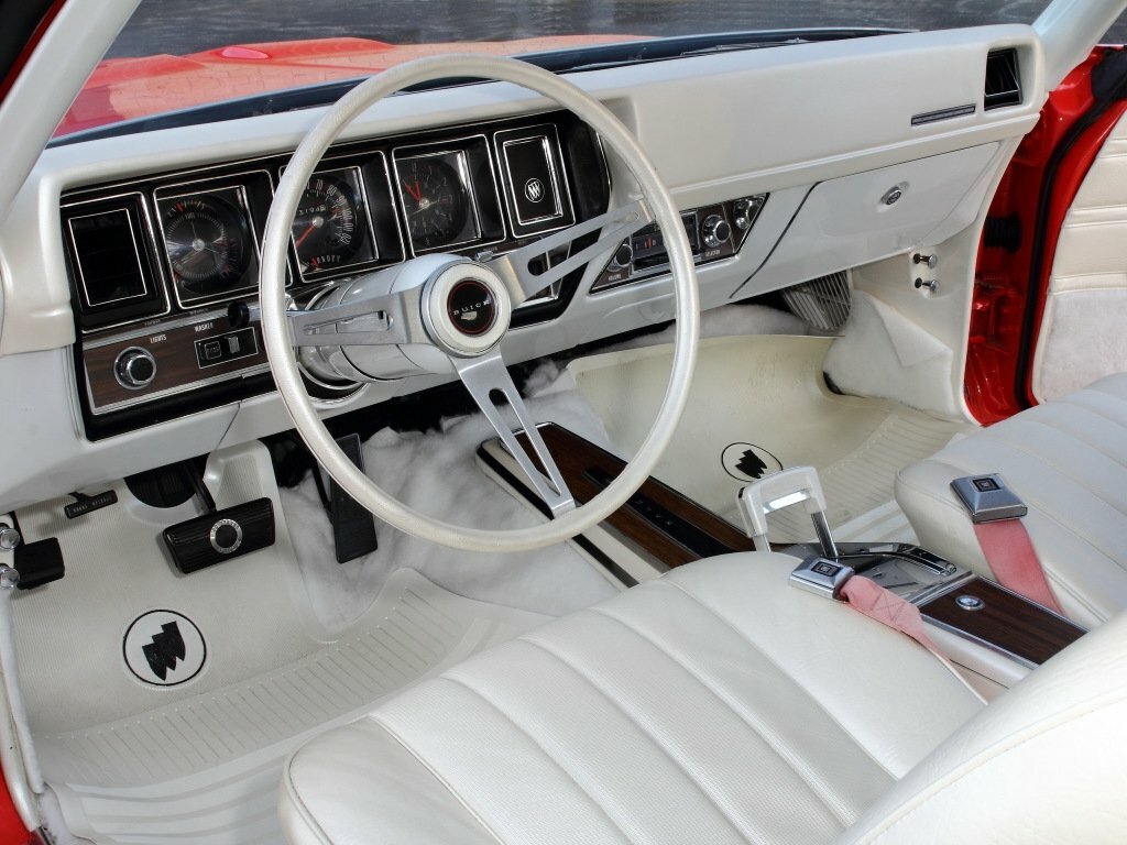 Buick GS, I, 1970–1972, Купе: Передняя часть салона