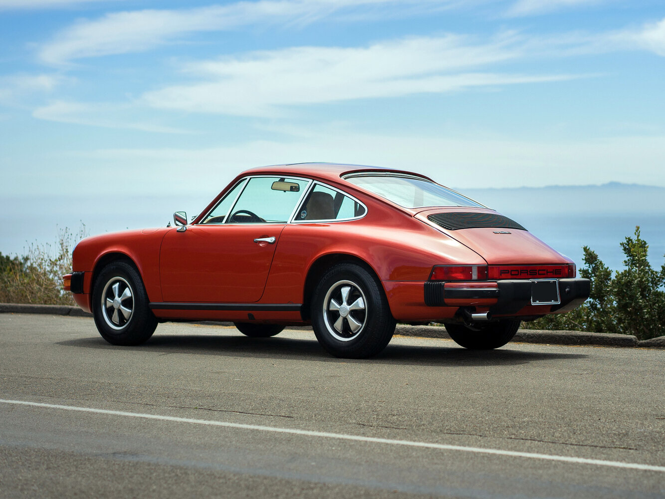 Porsche 912, E, 1976–1976, Coupe: Rear three-quarter view