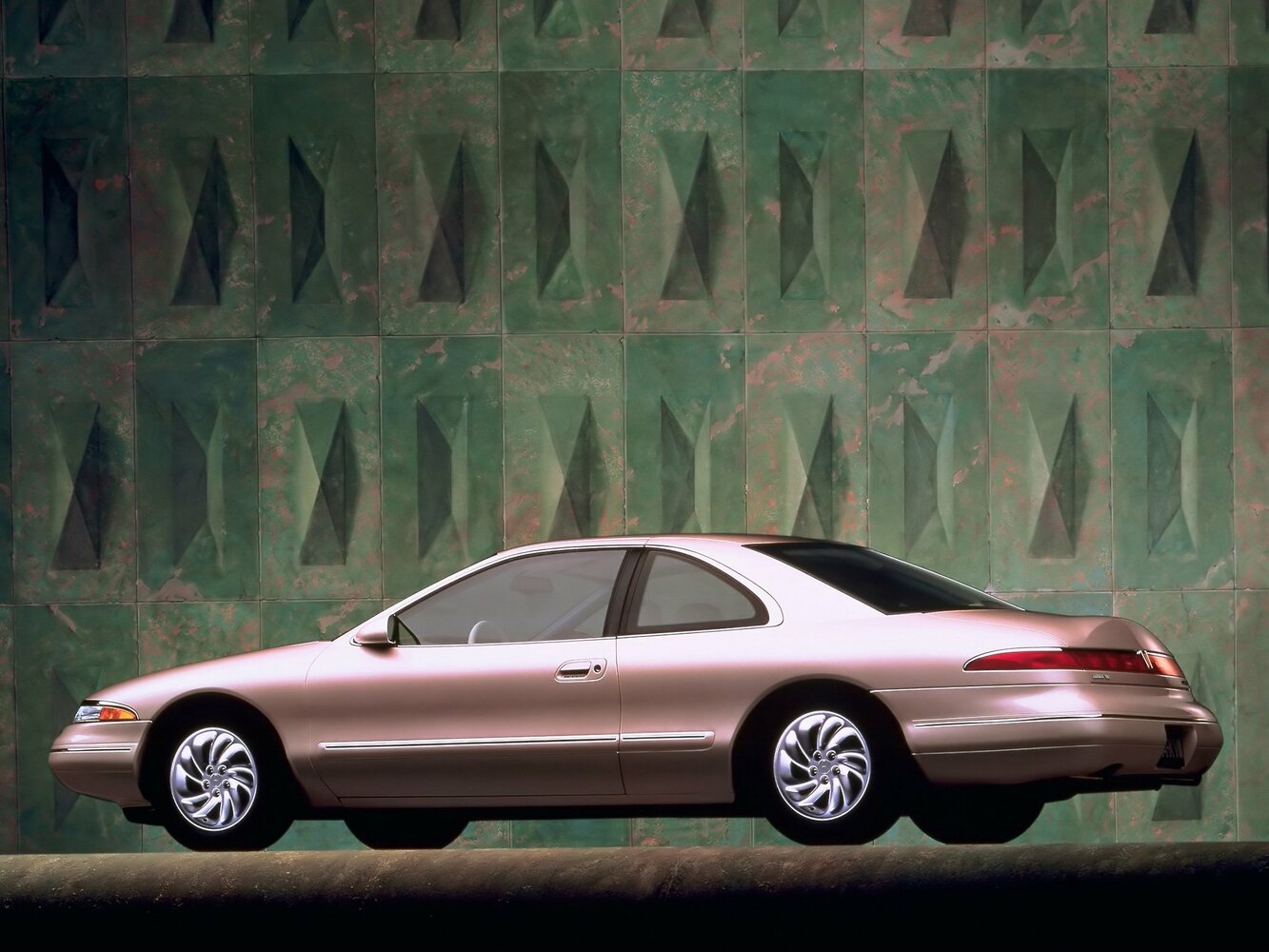 Lincoln Mark VIII, I, 1992–1997, Coupe: Side view