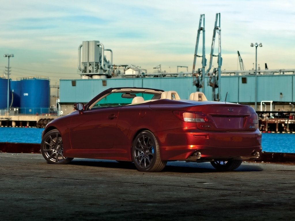 Lexus IS, II Рестайлинг, 2008–2010, Кабриолет: Вид сзади в три четверти