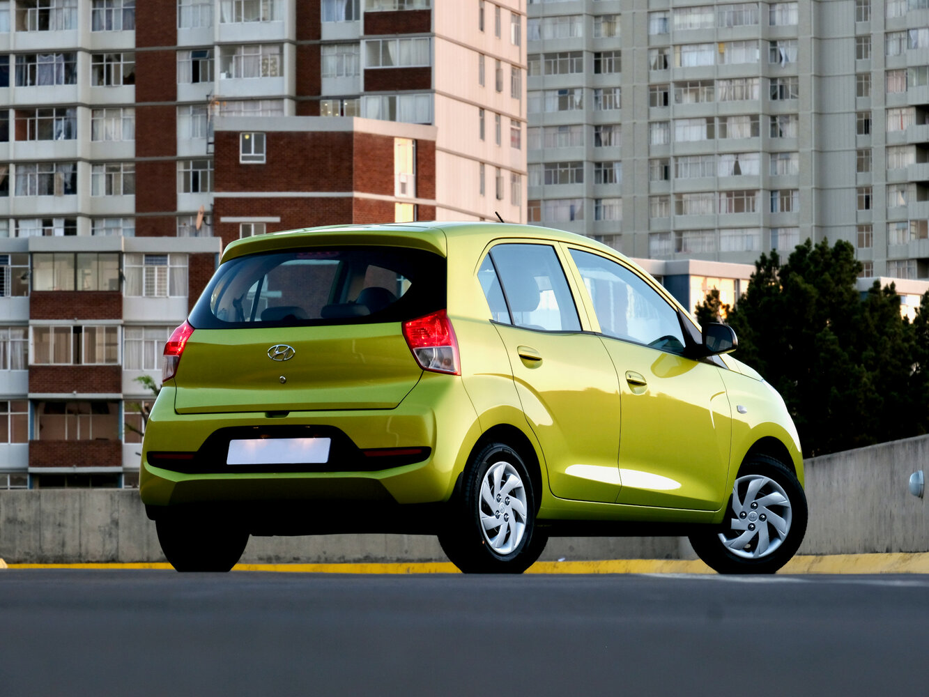 Hyundai Santro, II, 2018–2022, Hatchback 5 door: Rear three-quarter view