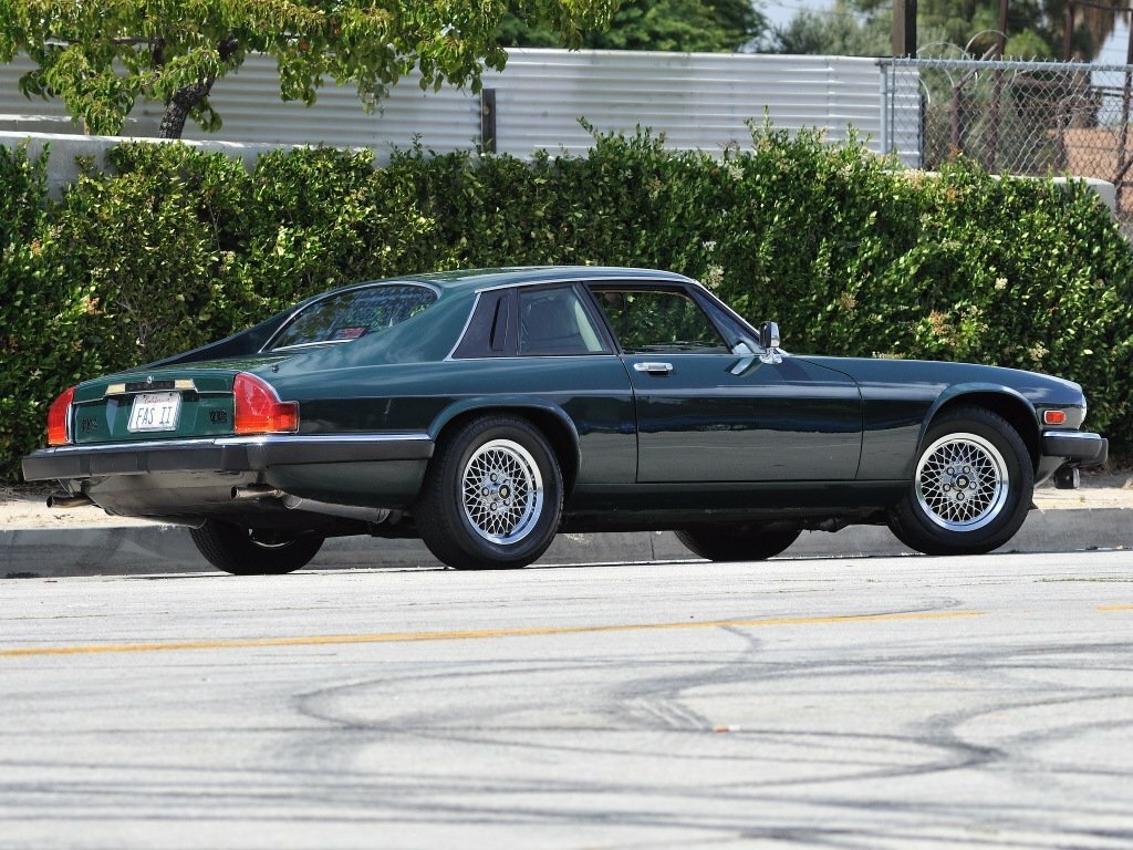 Jaguar XJS, Series 1, 1975–1981, Купе: Вид сзади в три четверти
