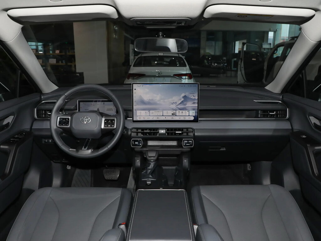 Toyota Rav4, 6 поколение, XA60, Джип/suv 5 дв., Китай, 05.2025 - н.в.: фото поколения 10