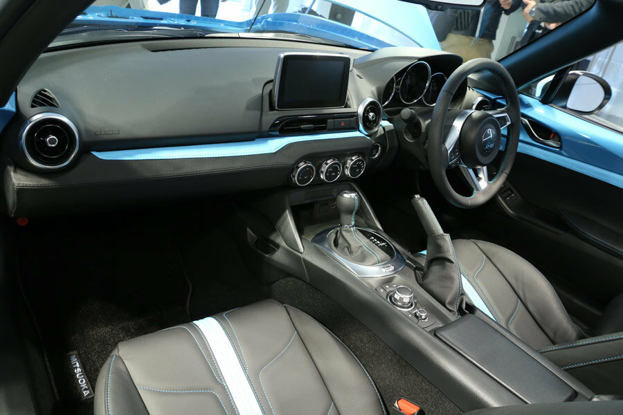 Mitsuoka Rock Star, I, 2018–2022, Родстер: Передняя часть салона