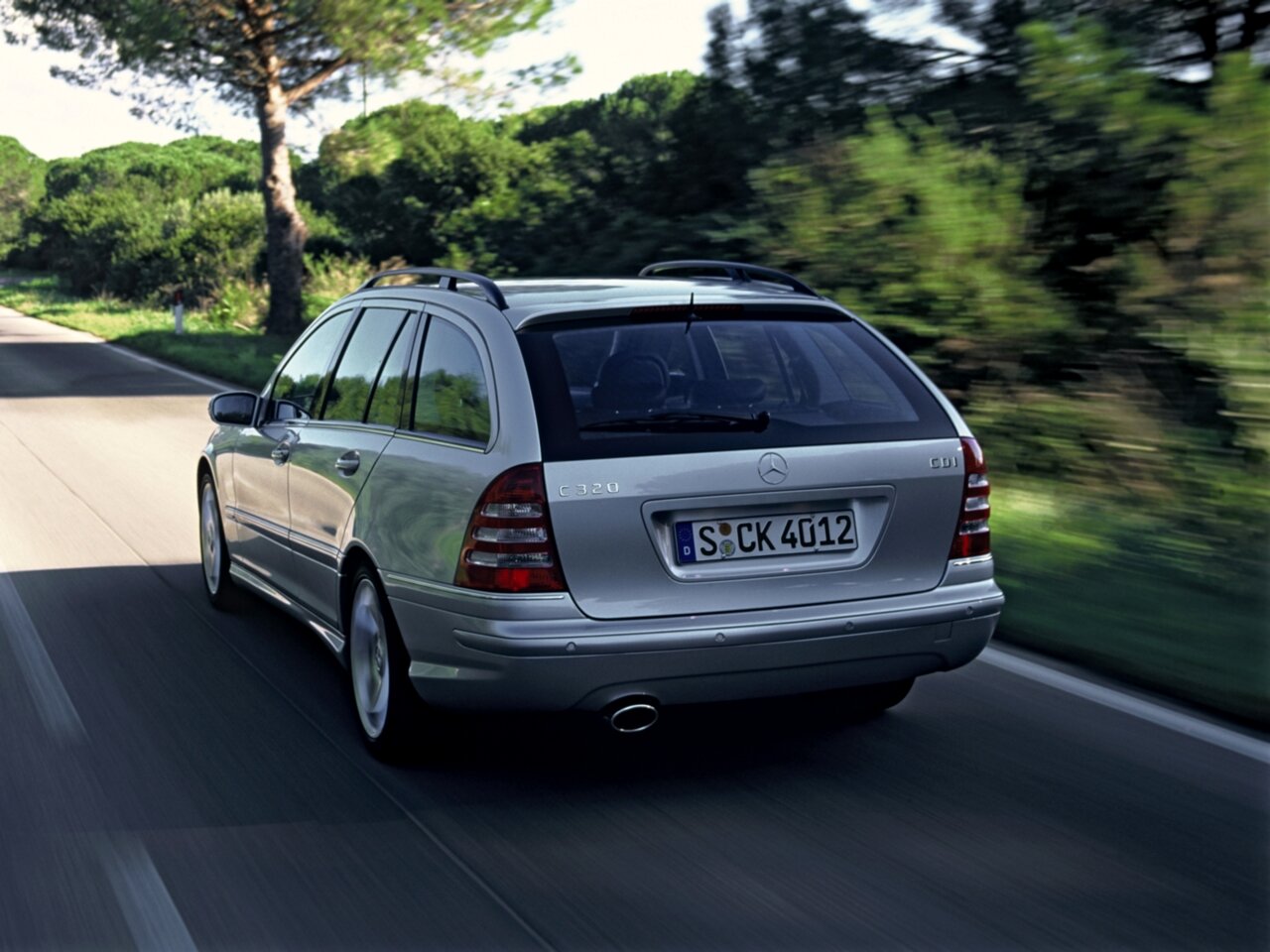 Mercedes-Benz C-Класс AMG, II (W203) Рестайлинг, 2004–2007, Универсал 5 дв.: Вид сзади в три четверти
