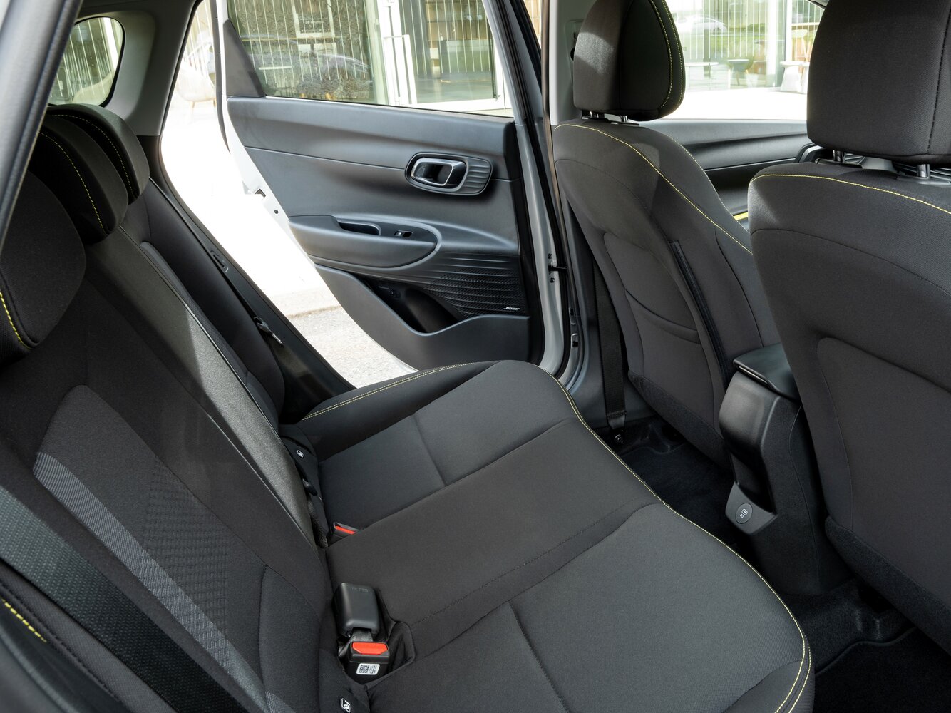 Hyundai i20, III Рестайлинг, 2023–2026, Хэтчбек 5 дв.: Задняя часть салона