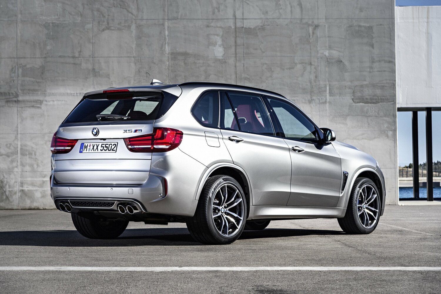 BMW X5 M, II (F85), 2014–2018, Внедорожник 5 дв.: Вид сзади в три четверти