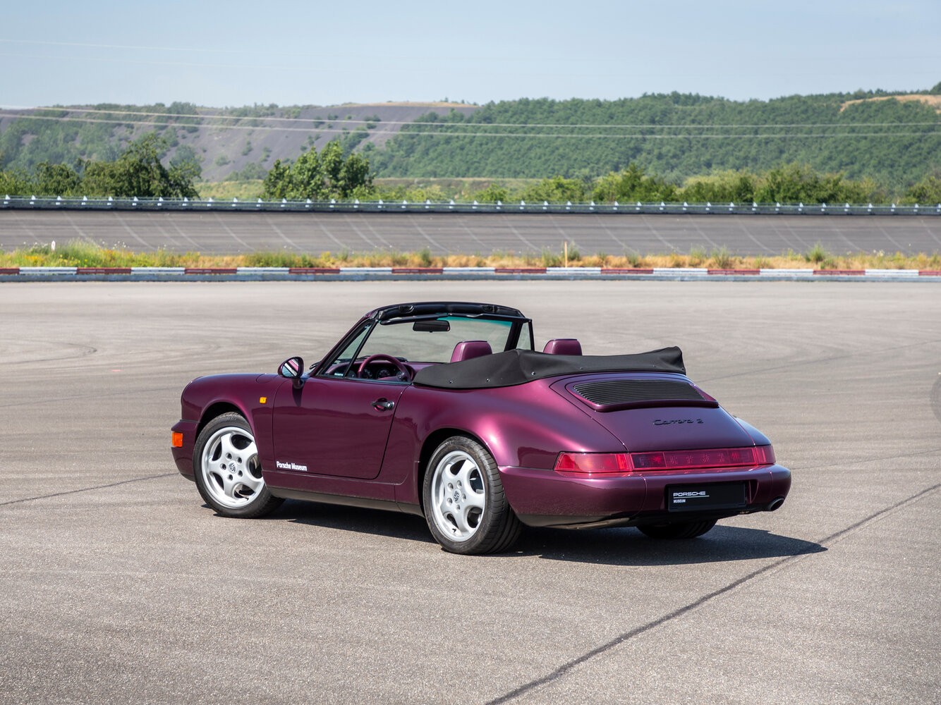 Porsche 911, III (964), 1988–1994, Кабриолет: Вид сзади в три четверти